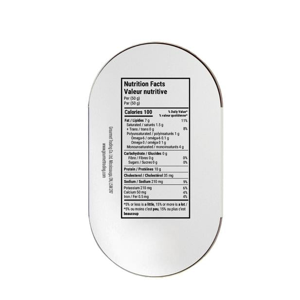 Back of a silver 180g Smoked Wild Kippered Herring can with a white nutrition facts label in English and French.